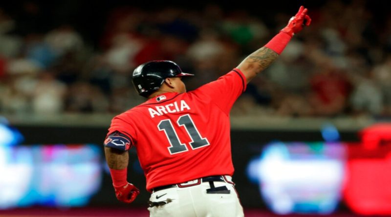 Orlando Arcia mandó a las duchas a Ohtani