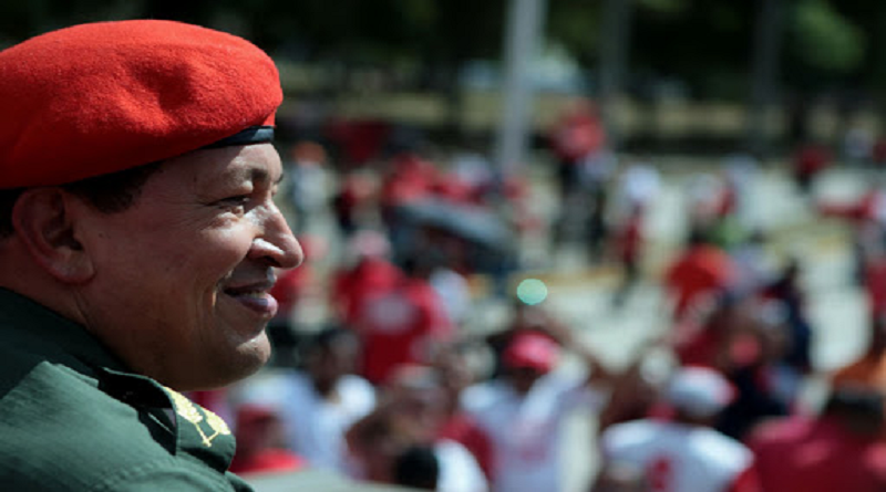 Presentan libro “Cuando un pueblo se hizo ejército” en memoria de Hugo Chávez