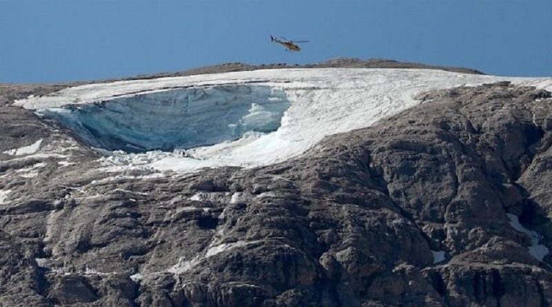 Registran a 9 fallecidos tras colapso de glaciar en Alpes italianos