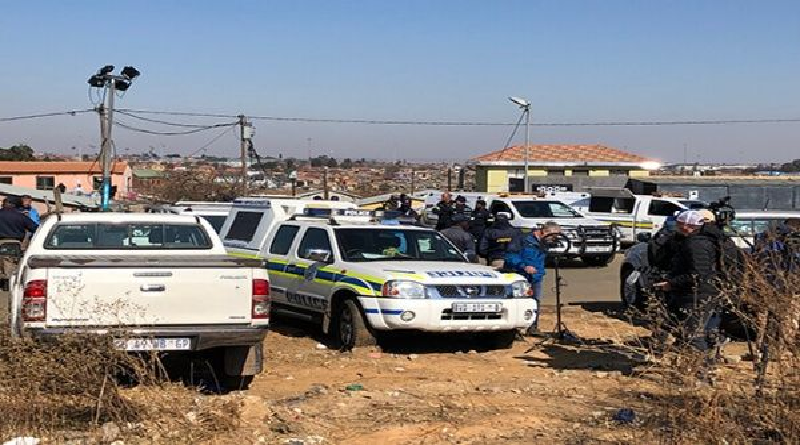 Tiroteo deja al menos 14 fallecidos en un bar de Sudáfrica