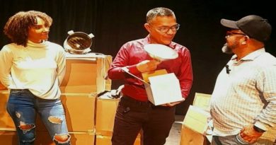 Dotan de equipos al Teatro Alberto de Paz y Mateos