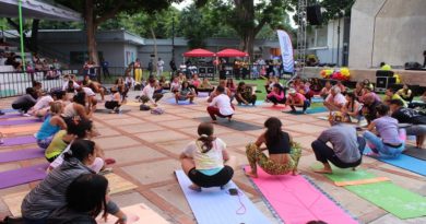 De colores, yoga y armonía se vistió la Concha Acústica de Maracay