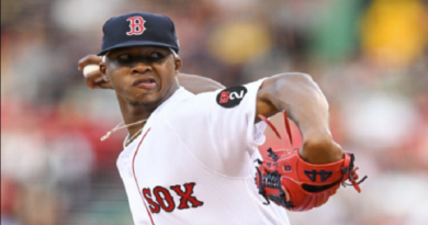 Dominicano Brayan Bello sufrió en su debut en MLB