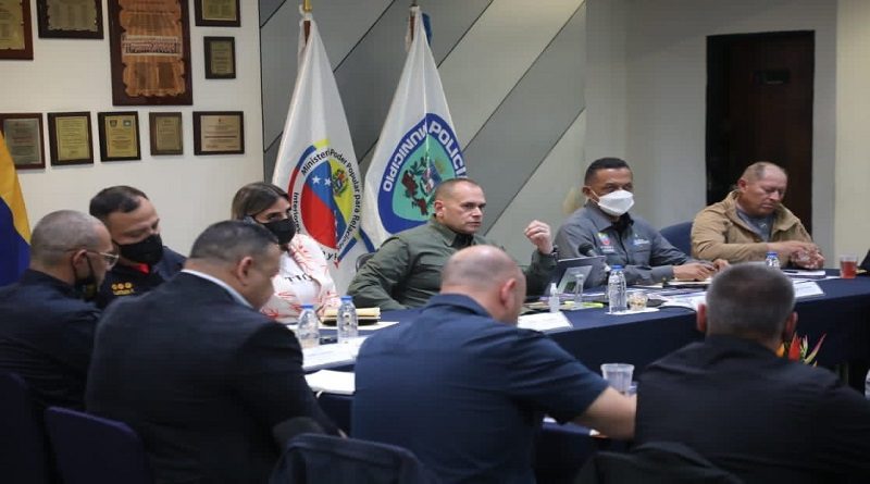 Organismos policiales de Caracas abordan encuentro de seguridad ciudadana