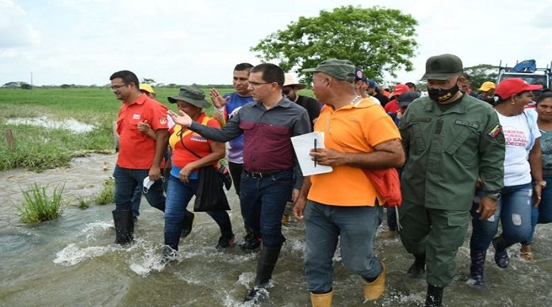 Comunidades afectadas por lluvias en Barinas son atendidas integralmente