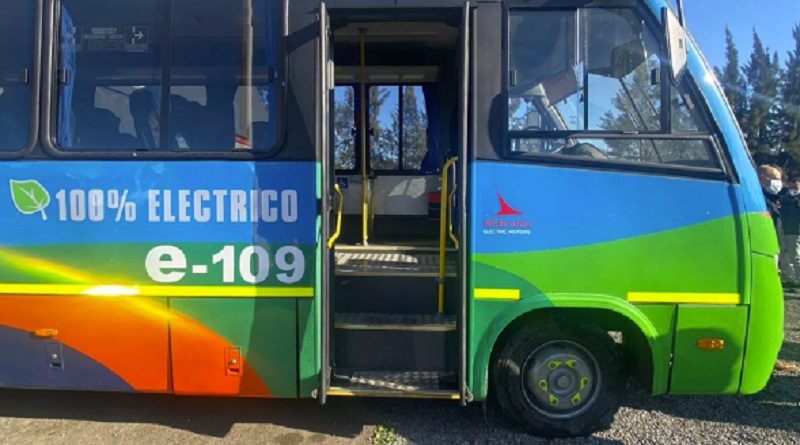 Chile presenta primer bus eléctrico construido en territorio nacional