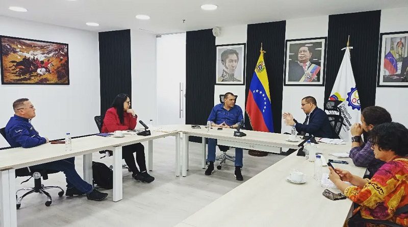 Establecen Plan Estratégico para industrialización de los barrios