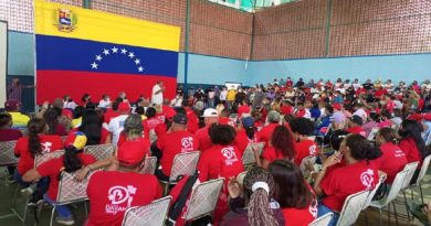Estructuras políticas y militantes de Los Valles del Tuy profundizan líneas políticas con el PSUV