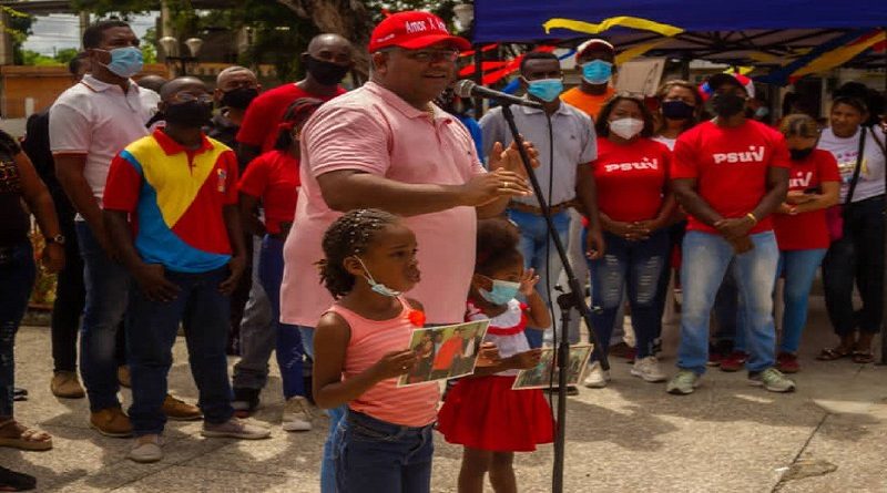 Celebran natalicio del Comandante Chávez en el municipio Buroz de Miranda