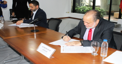 Defensoría del Pueblo y DP firman convenio para promover los DD.HH.