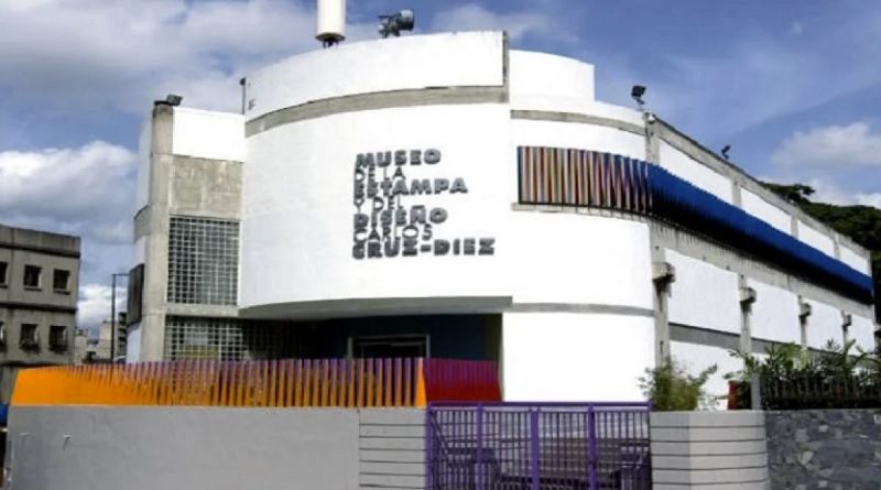 Invitan a visita guiada de la muestra “Tránsito impreso”