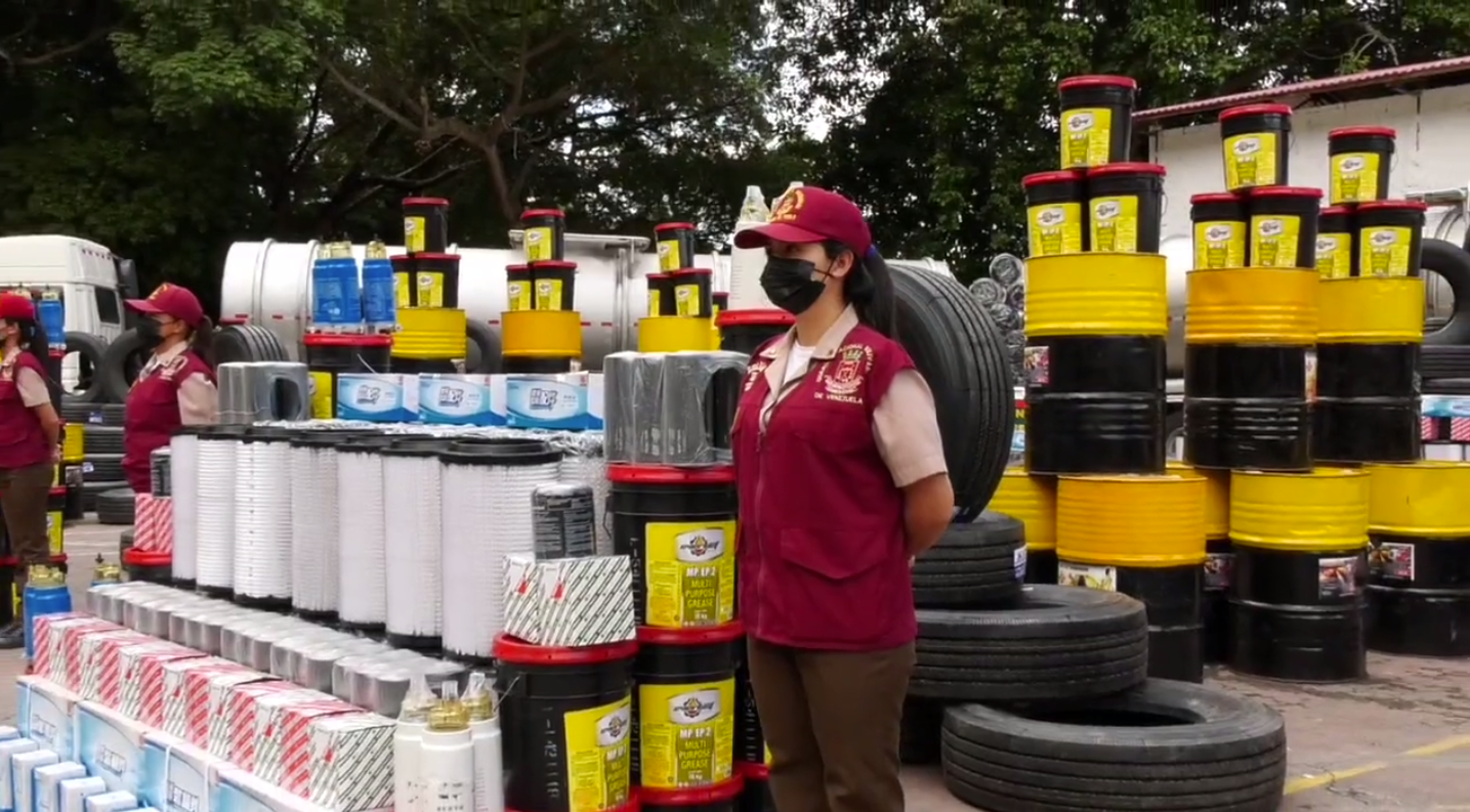 Atienden a más de 5 millones de familias con súpercisternas de agua potable