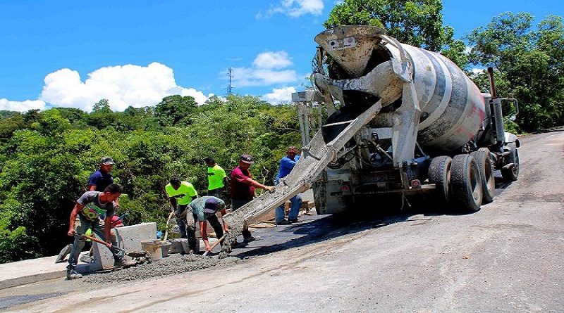 Recuperan avenida en el sector “La Entrada” de Naguanagua
