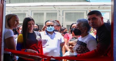 Reinauguran Mercal en municipio Bolívar de Aragua