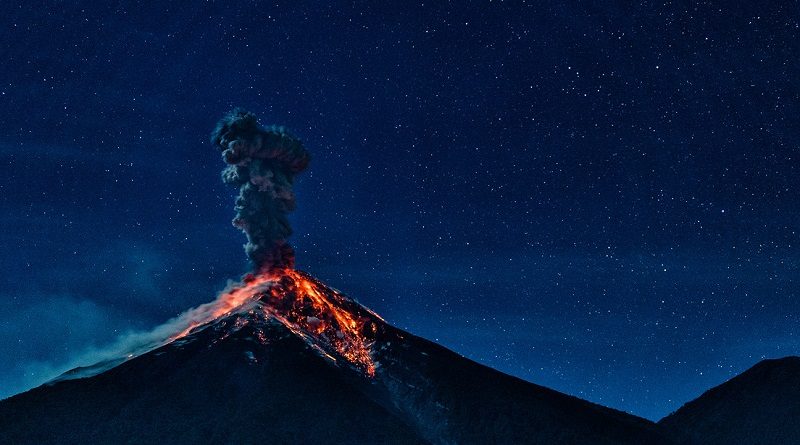 Alertan peligro de una erupción volcánica masiva
