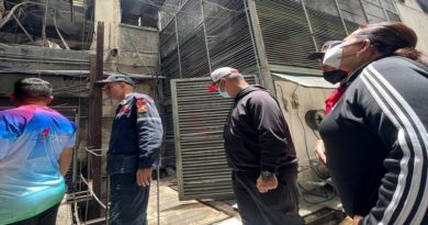 Inspeccionan espacios del mercado Los Corotos luego del incendio