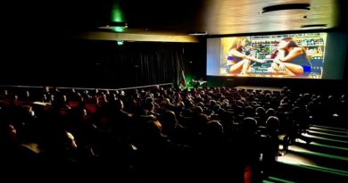 Film “Amor cuesta Arriba” llena la Universidad Nacional de Australia en Canberra