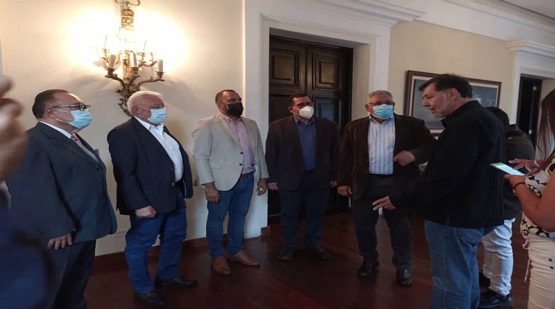 Venezuela recibe delegación de diputados del Congreso de México
