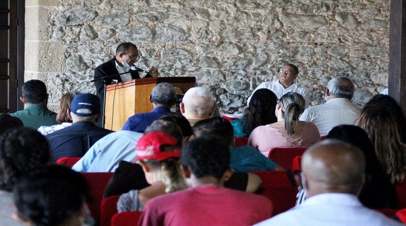 Egresan a participantes del Diplomado de Cronistas Comunales en La Guaira