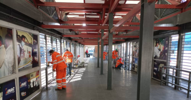 Trabajadores del metro de Caracas desplegados para mantener en buen estado el sistema