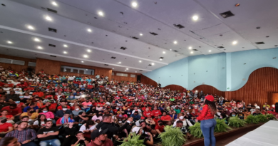 Estructuras de base del PSUV afinan estrategias para su renovación