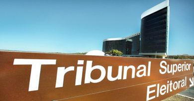 TSE de Brasil ordena borrar de RRSS noticias falsas contra Lula