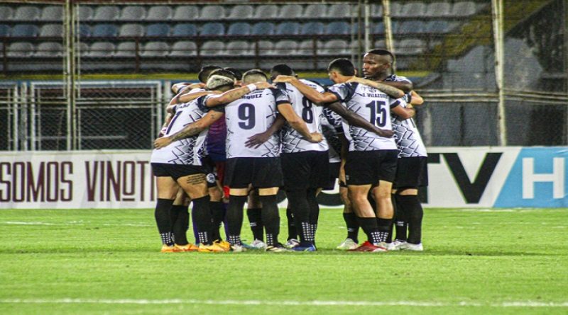 Zamora FC llega al liderato en la Liga FutVe