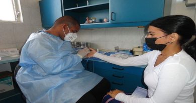 Jornada de salud integral beneficia a más de 70 mujeres de La Guaira