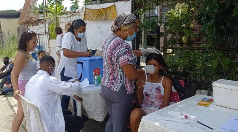 Entregan más de dos mil medicamentos en el municipio Independencia durante julio