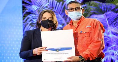 Reconocen labor de 80 trabajadores y trabajadoras de la ciencia en Venezuela