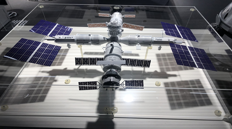 La agencia espacial rusa Roscosmos presentó, por primera vez, la maqueta de la futura Estación Orbital Rusa durante el foro Army-2022