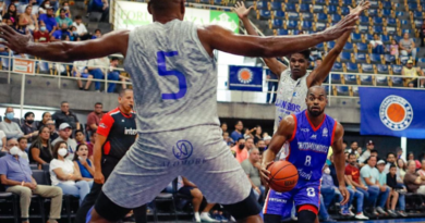 Trotamundos se mantiene invicto al vencer 81-74 a los Llaneros