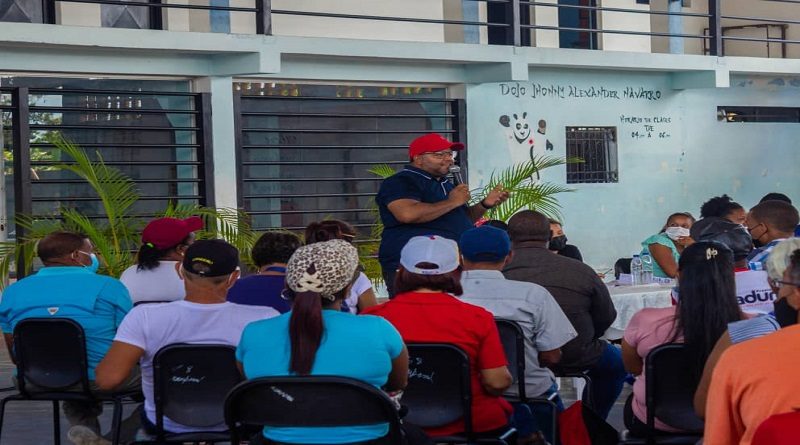 Afinan detalles para la renovación de las estructuras de base del Psuv