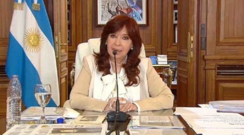 Cristina Fernández de Kirchner denuncia "Lawfare" y fusilamiento mediático-judicial en Argentina