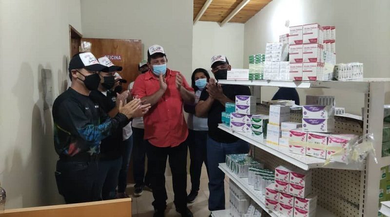 Inauguran Farmacia Comunitaria en municipio Antolín del Campo