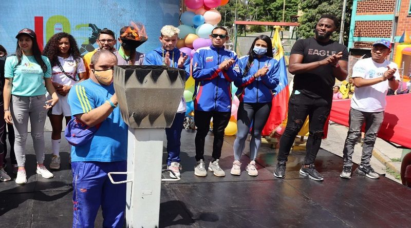 Inauguran en Los Teques Juegos Comunales “Renacer Guaicaipuro 2022”