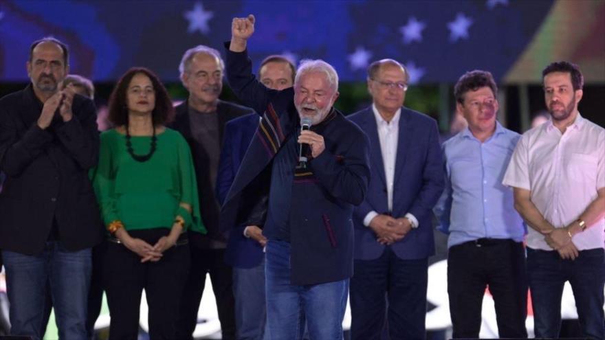 Lula advierte que elecciones de octubre enfrentan la democracia contra el fascismo de Bolsonaro en Brasil