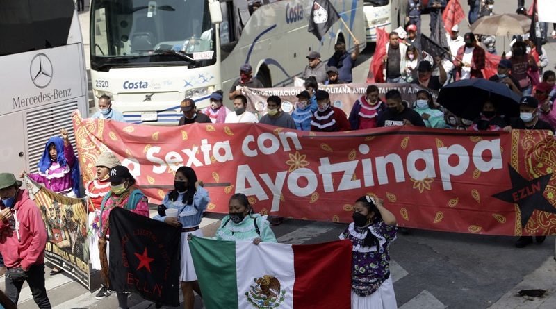 Protestas en la ciudad de México por el caso Ayotzinapa, el 16 de junio de 2022. (Luis Barron / Eyepix Group / Legion-Media)