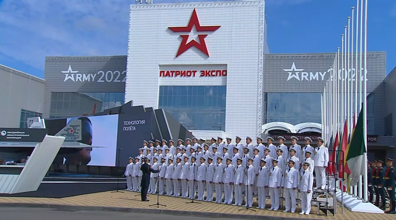 Presidente Putin participa en ceremonia de apertura de la exposición militar Army-2022