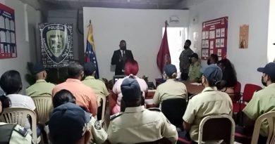 Realizan Seminario de Derechos Humanos y Violencia de Género en Paz Castillo