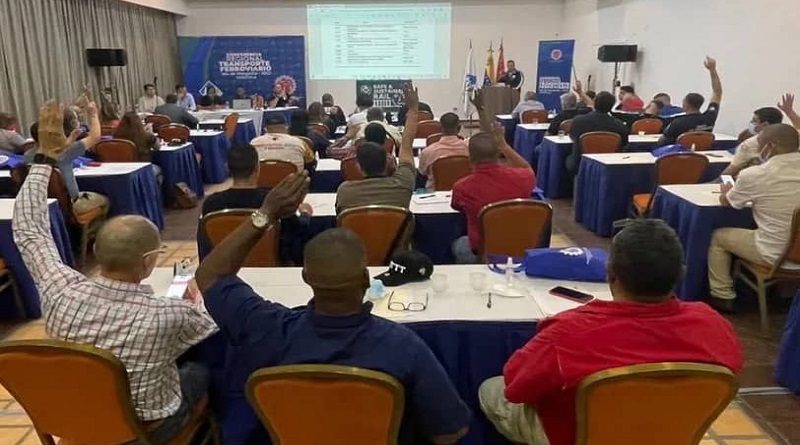 Trabajadores ferroviarios de América se reúnen en Margarita