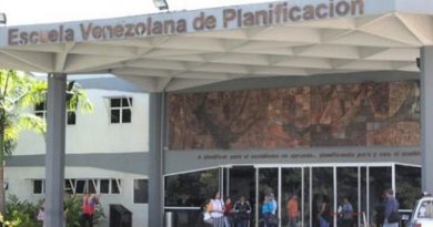 Escuela Venezolana de Planificación, Nuevo, Curso, 4 mayo, Trabajo, Proceso Social, Construcción, Economía productiva socialista, Ricardo Menéndez