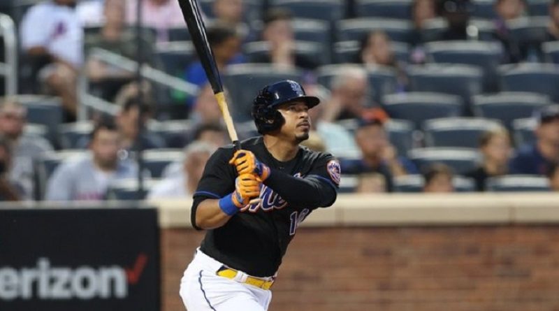 Eduardo Escobar disparó su jonrón 17 de la temporada en triunfo de los Mets