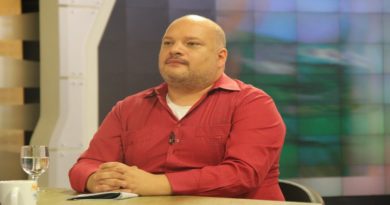 Carlos Ron: Instituto Simón Bolívar levanta la voz contra las injusticias