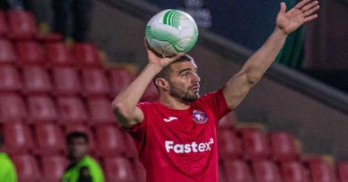 Alexander González se luce con par de asistencias en triunfo del Pyunik 2-0 sobre el Slovan