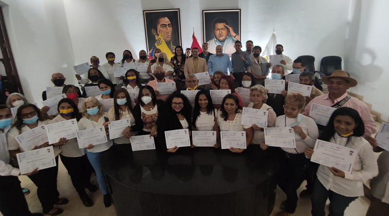 Certifican a caraqueños como embajadores de paz