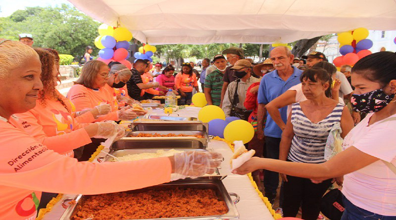 En Aragua degustan más de mil arepas por el día mundial de este alimento