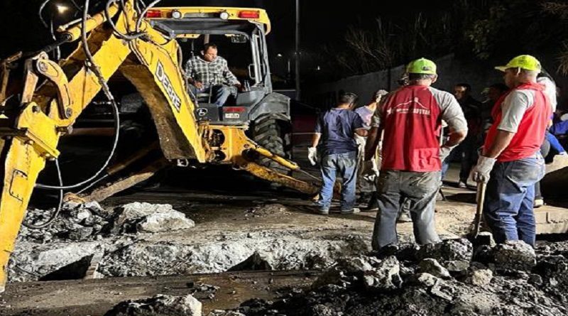 Realizan asfaltado y sustitución de rejas en parroquias de Caracas