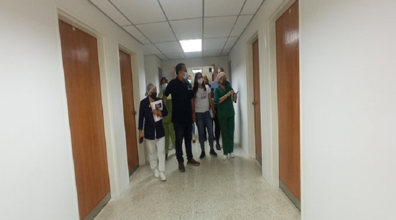 Autoridades del IVSS inspeccionan Unidad de Diálisis del Hospital Dr. Oropeza de Carora