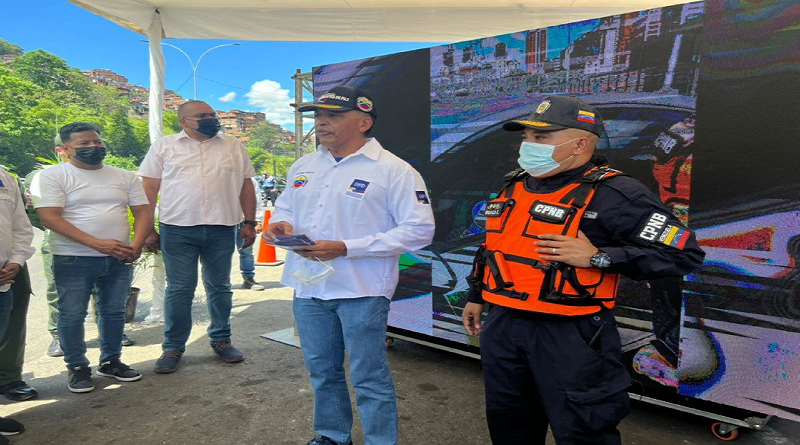 Más de dos mil funcionarios se despliegan en campaña vial "Prevenir para Vivir"